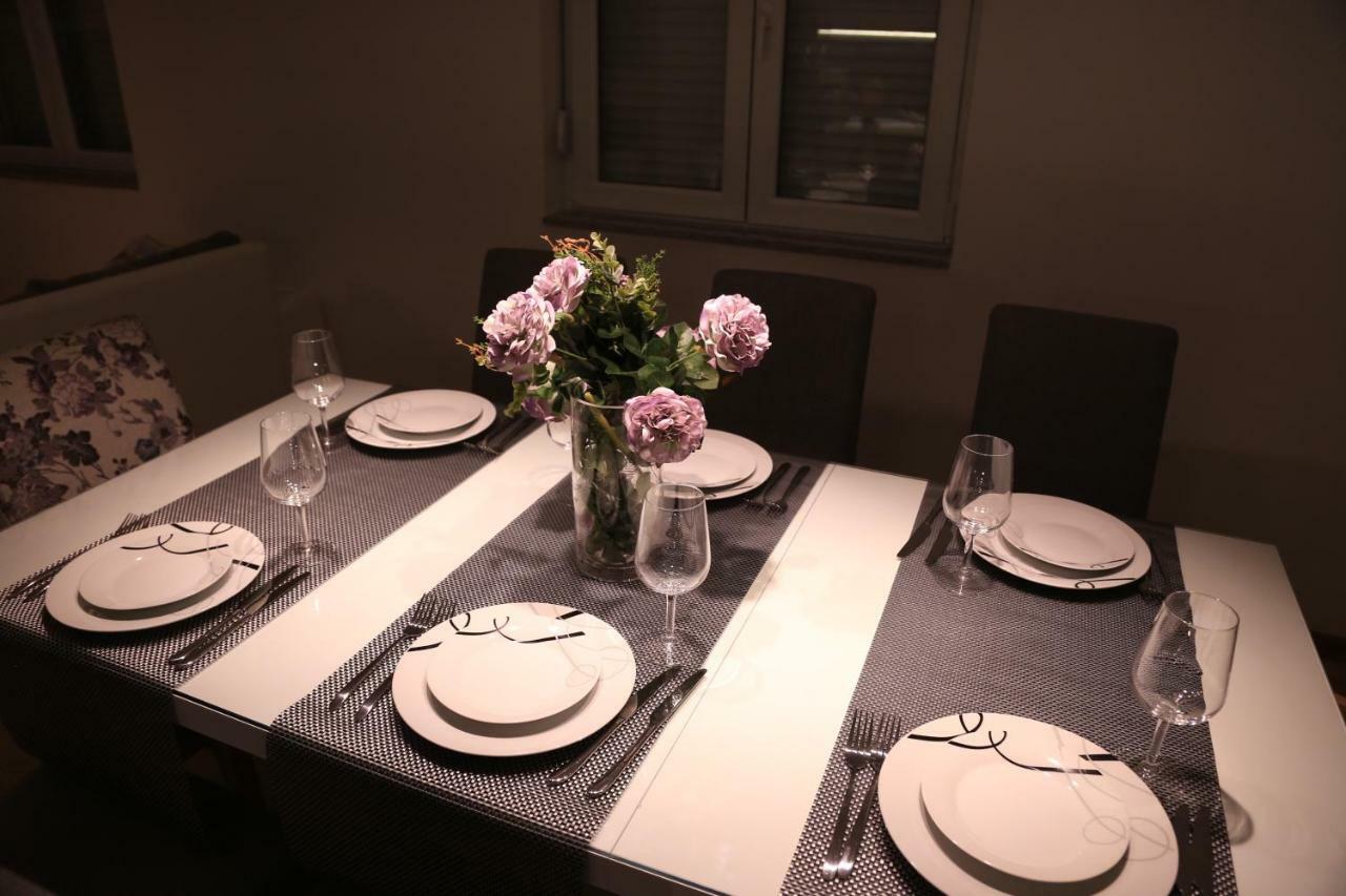 Booking Zadar Villa Franov With Pool, 10 Min From The Old Town Of Задар Экстерьер фото