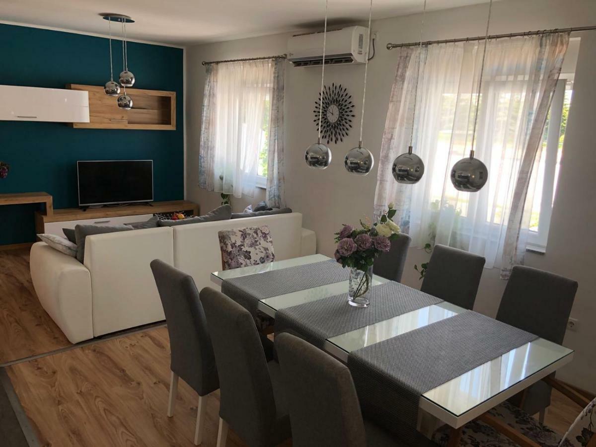 Booking Zadar Villa Franov With Pool, 10 Min From The Old Town Of Задар Экстерьер фото
